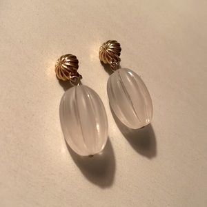 1950’s-1960’s vintage dainty dangle earrings